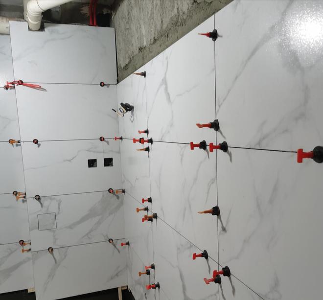 墙砖掉了几块怎么补救视频教学(墙砖掉了几块怎么补救视频教学大全)